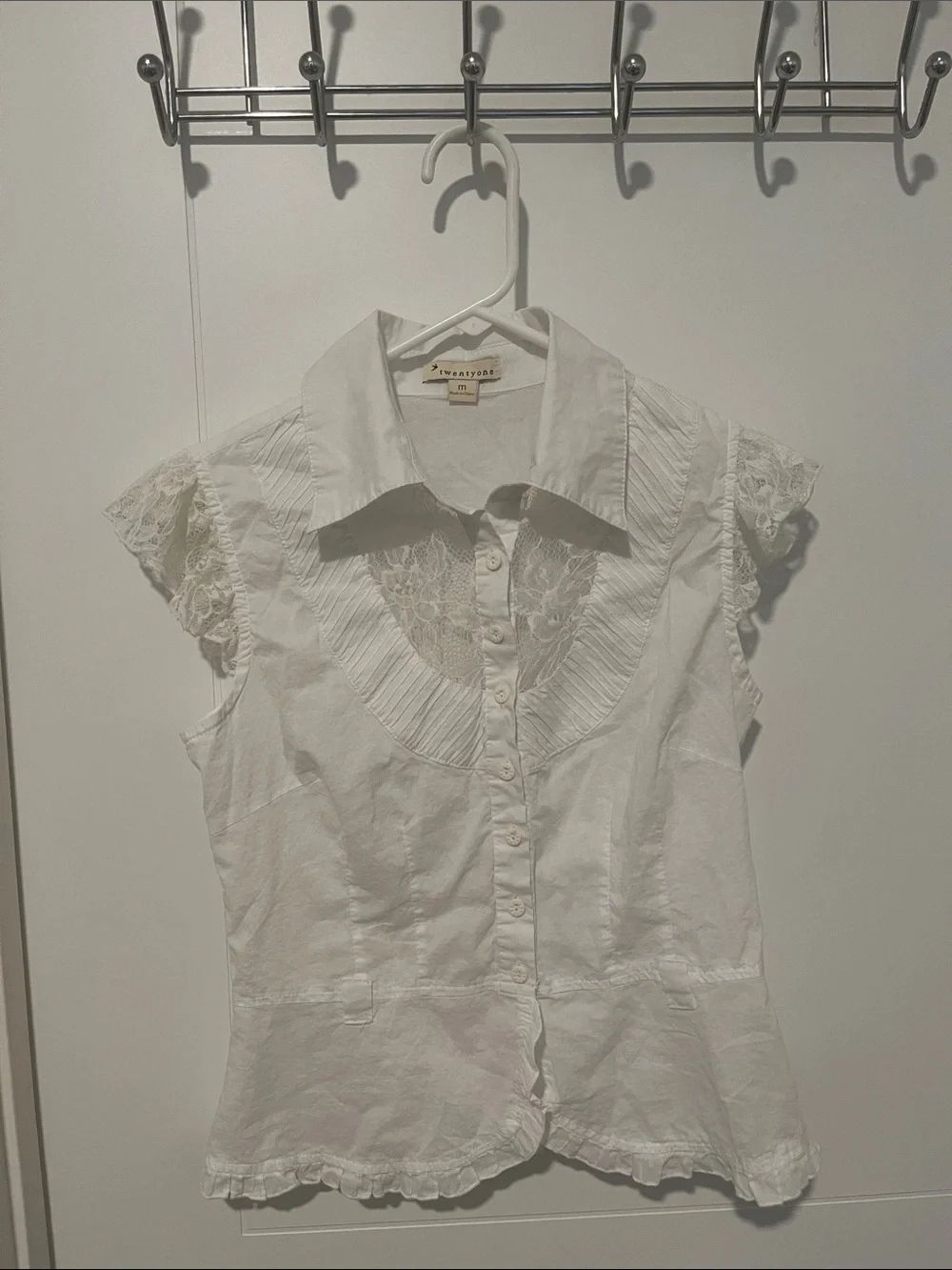 Y2K Forever 21 White Lace-Trim Button Ruffle Hem Blouse Coquette Cottagecore